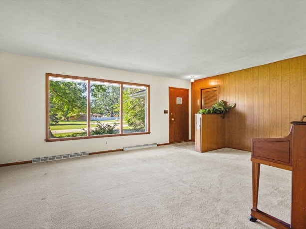 7564 Ivory, ROCKFORD, Illinois 61108, 3 Bedrooms Bedrooms, ,1 BathroomBathrooms,House,For Sale,Ivory,202603698