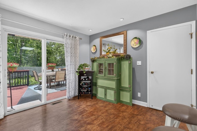 1340 Williamsburg, ROCKFORD, Illinois 61109, 3 Bedrooms Bedrooms, ,2 BathroomsBathrooms,House,For Sale,Williamsburg,202603699