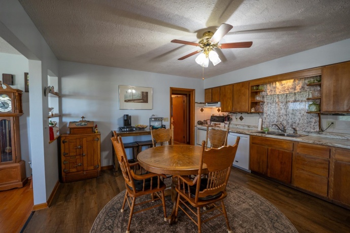30319 Brookville A&B, LANARK, Illinois 61046, 5 Bedrooms Bedrooms, ,2 BathroomsBathrooms,House,For Sale,Brookville A&B,202603700