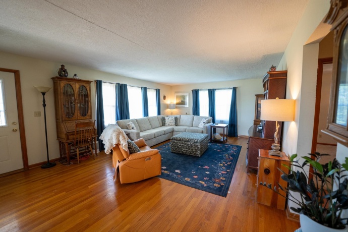 30319 Brookville A&B, LANARK, Illinois 61046, 5 Bedrooms Bedrooms, ,2 BathroomsBathrooms,House,For Sale,Brookville A&B,202603700