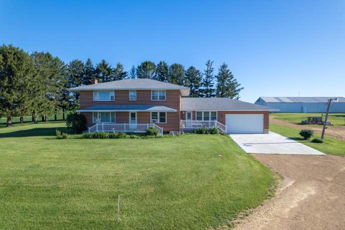 30319 Brookville A&B, LANARK, Illinois 61046, 5 Bedrooms Bedrooms, ,2 BathroomsBathrooms,House,For Sale,Brookville A&B,202603700