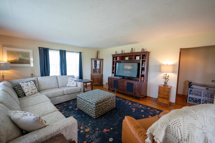 30319 Brookville A&B, LANARK, Illinois 61046, 5 Bedrooms Bedrooms, ,2 BathroomsBathrooms,House,For Sale,Brookville A&B,202603700