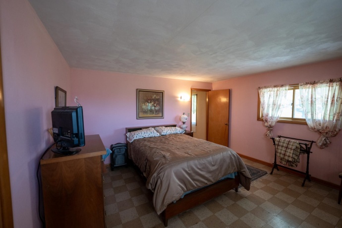 30319 Brookville A&B, LANARK, Illinois 61046, 5 Bedrooms Bedrooms, ,2 BathroomsBathrooms,House,For Sale,Brookville A&B,202603700