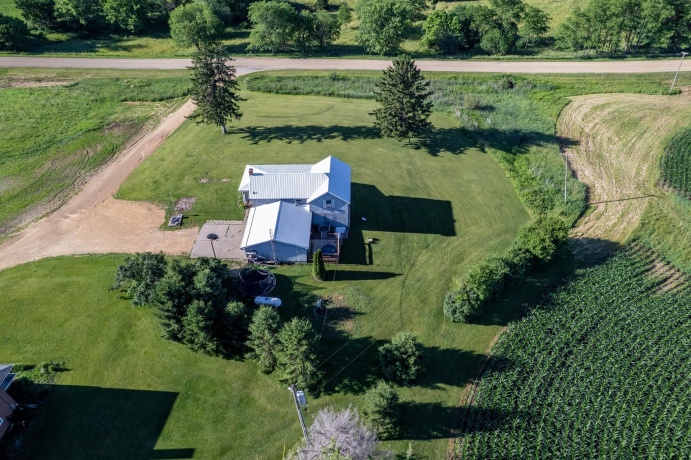 30319 Brookville A&B, LANARK, Illinois 61046, 5 Bedrooms Bedrooms, ,2 BathroomsBathrooms,House,For Sale,Brookville A&B,202603700