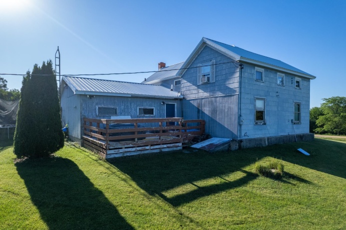 30319 Brookville A&B, LANARK, Illinois 61046, 5 Bedrooms Bedrooms, ,2 BathroomsBathrooms,House,For Sale,Brookville A&B,202603700