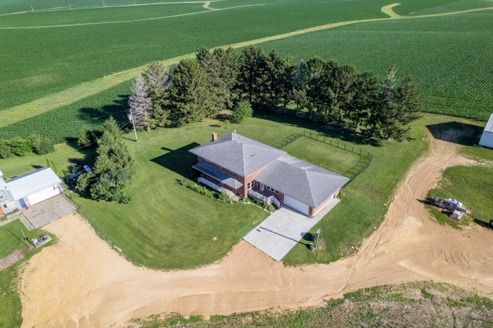 30319 Brookville A&B, LANARK, Illinois 61046, 5 Bedrooms Bedrooms, ,2 BathroomsBathrooms,House,For Sale,Brookville A&B,202603700