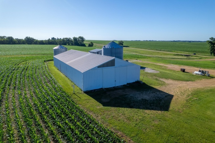 30319 Brookville A&B, LANARK, Illinois 61046, 5 Bedrooms Bedrooms, ,2 BathroomsBathrooms,House,For Sale,Brookville A&B,202603700