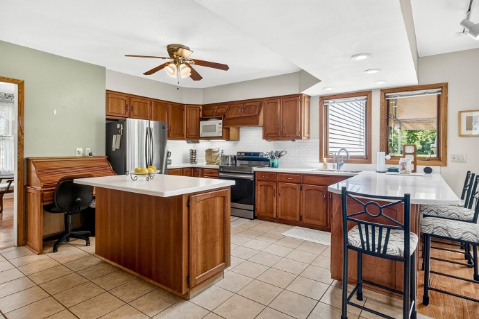 9690 2ND, ROSCOE, Illinois 61073, 3 Bedrooms Bedrooms, ,2 BathroomsBathrooms,House,For Sale,2ND,202603703