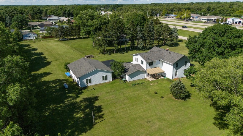 9690 2ND, ROSCOE, Illinois 61073, 3 Bedrooms Bedrooms, ,2 BathroomsBathrooms,House,For Sale,2ND,202603703