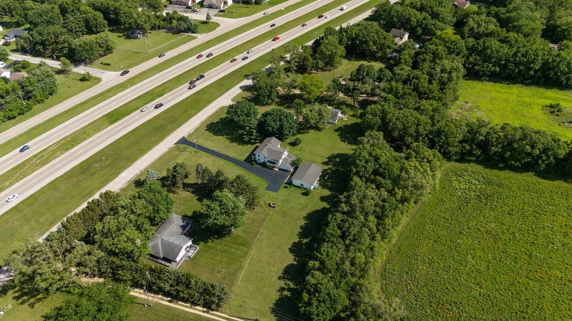 9690 2ND, ROSCOE, Illinois 61073, 3 Bedrooms Bedrooms, ,2 BathroomsBathrooms,House,For Sale,2ND,202603703