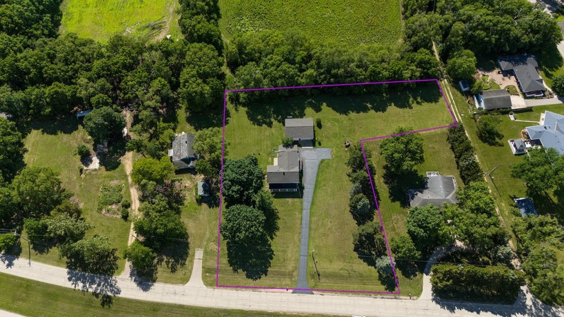 9690 2ND, ROSCOE, Illinois 61073, 3 Bedrooms Bedrooms, ,2 BathroomsBathrooms,House,For Sale,2ND,202603703
