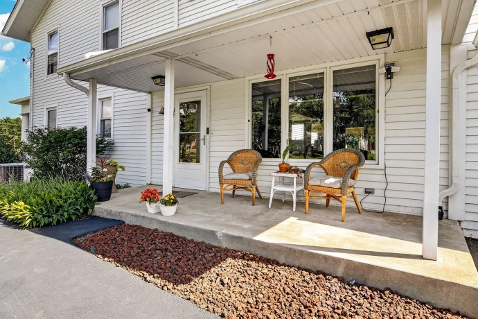 9690 2ND, ROSCOE, Illinois 61073, 3 Bedrooms Bedrooms, ,2 BathroomsBathrooms,House,For Sale,2ND,202603703