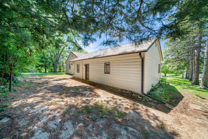 1533 Harlem, FREEPORT, Illinois 61032, 3 Bedrooms Bedrooms, ,2 BathroomsBathrooms,House,For Sale,Harlem,202603704