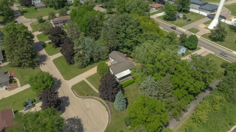 1533 Harlem, FREEPORT, Illinois 61032, 3 Bedrooms Bedrooms, ,2 BathroomsBathrooms,House,For Sale,Harlem,202603704