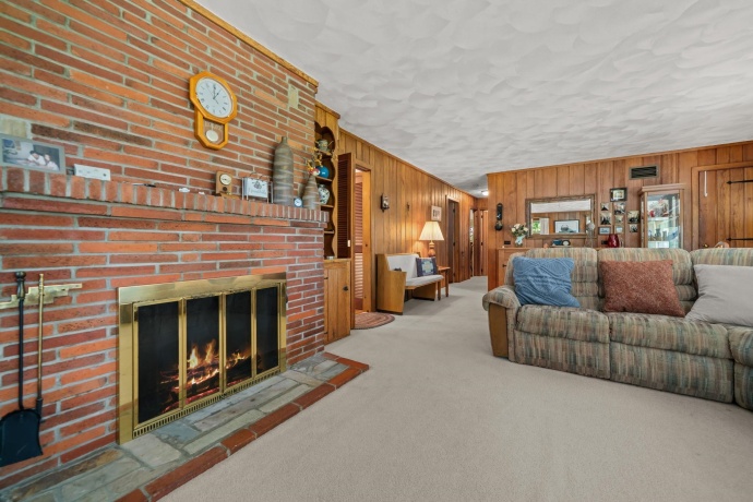1533 Harlem, FREEPORT, Illinois 61032, 3 Bedrooms Bedrooms, ,2 BathroomsBathrooms,House,For Sale,Harlem,202603704