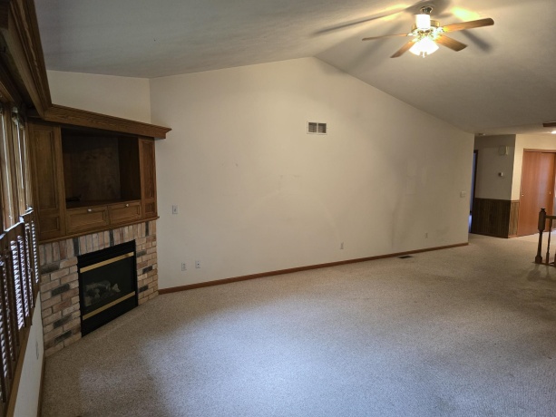 4150 RIVERWOOD, LOVES PARK, Illinois 61111, 2 Bedrooms Bedrooms, ,3 BathroomsBathrooms,Condominium,For Sale,RIVERWOOD,202603705