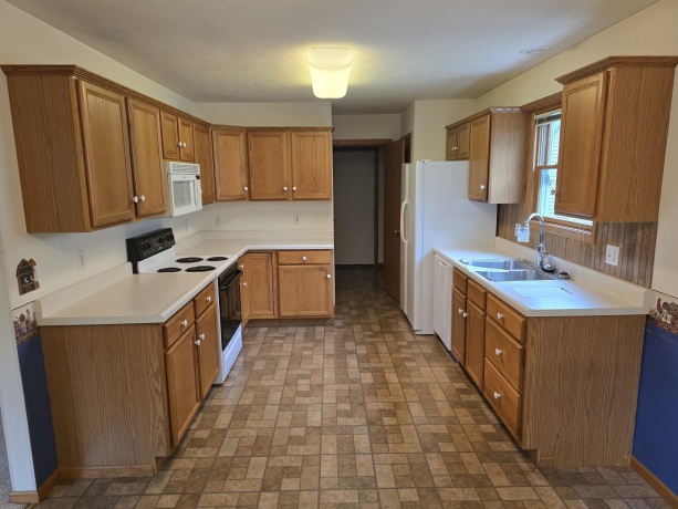 4150 RIVERWOOD, LOVES PARK, Illinois 61111, 2 Bedrooms Bedrooms, ,3 BathroomsBathrooms,Condominium,For Sale,RIVERWOOD,202603705