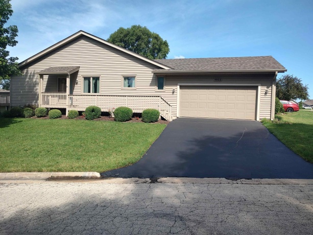 5022 Prairie, LOVES PARK, Illinois 61111, 2 Bedrooms Bedrooms, ,2 BathroomsBathrooms,Condominium,For Sale,Prairie,202603706