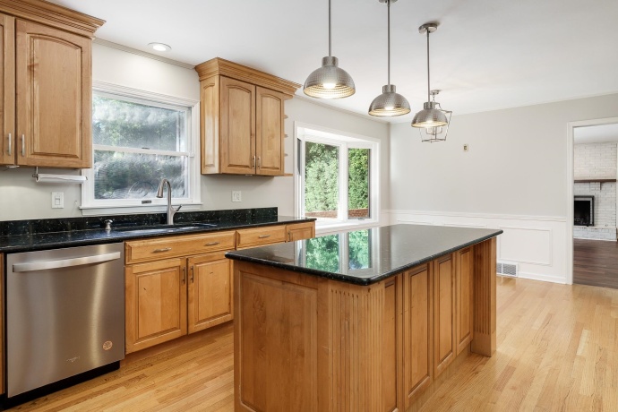 5461 Blackthorn, ROCKFORD, Illinois 61107, 4 Bedrooms Bedrooms, ,2 BathroomsBathrooms,House,For Sale,Blackthorn,202603708