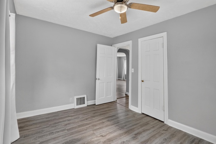 418 Greenview, MACHESNEY PARK, Illinois 61115, 3 Bedrooms Bedrooms, ,1 BathroomBathrooms,House,For Sale,Greenview,202603711