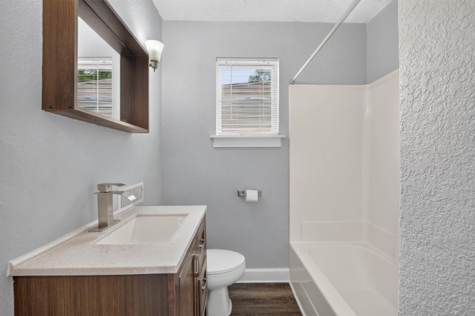 418 Greenview, MACHESNEY PARK, Illinois 61115, 3 Bedrooms Bedrooms, ,1 BathroomBathrooms,House,For Sale,Greenview,202603711