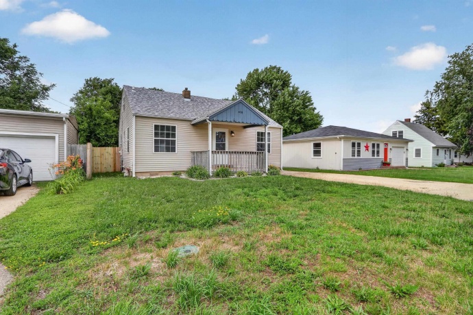 418 Greenview, MACHESNEY PARK, Illinois 61115, 3 Bedrooms Bedrooms, ,1 BathroomBathrooms,House,For Sale,Greenview,202603711
