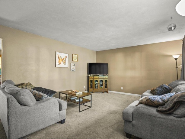 131 Dawn, ROCKFORD, Illinois 61107, 3 Bedrooms Bedrooms, ,2 BathroomsBathrooms,House,For Sale,Dawn,202603198
