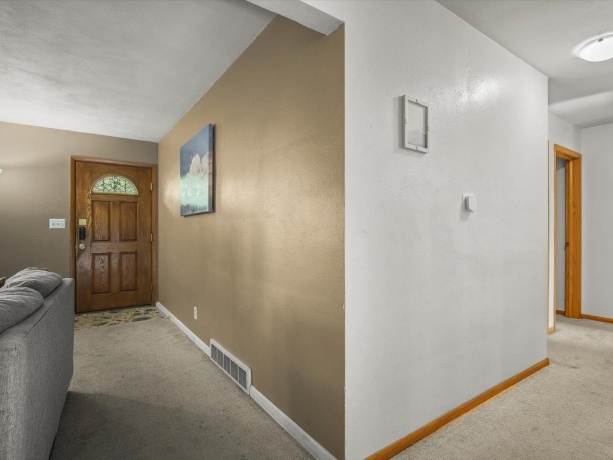 131 Dawn, ROCKFORD, Illinois 61107, 3 Bedrooms Bedrooms, ,2 BathroomsBathrooms,House,For Sale,Dawn,202603198