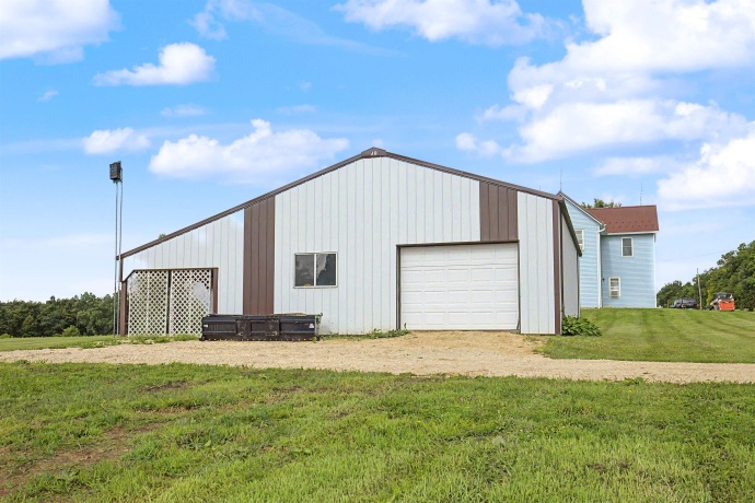 3655 Massbach, STOCKTON, Illinois 61085, 3 Bedrooms Bedrooms, ,1 BathroomBathrooms,House,For Sale,Massbach,202603713