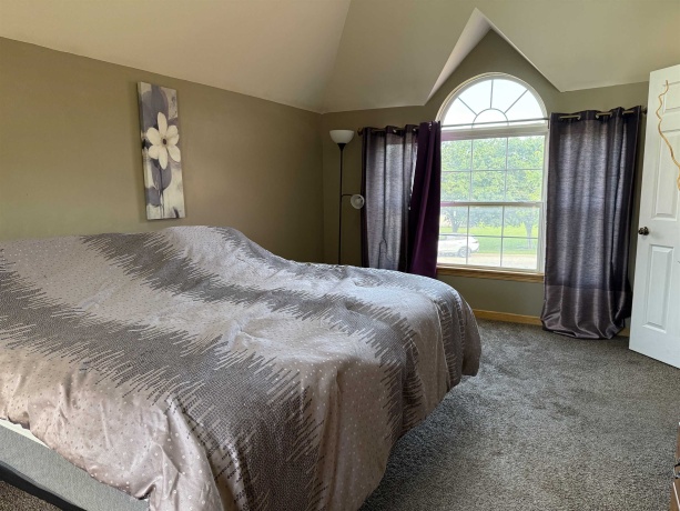 940 Beaver Pond, MARENGO, Illinois 60152, 4 Bedrooms Bedrooms, ,2 BathroomsBathrooms,House,For Sale,Beaver Pond,202603716
