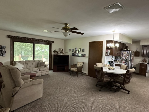4430 IL Rte 26 N, FREEPORT, Illinois 61032, 3 Bedrooms Bedrooms, ,1 BathroomBathrooms,House,For Sale,IL Rte 26 N,202603717