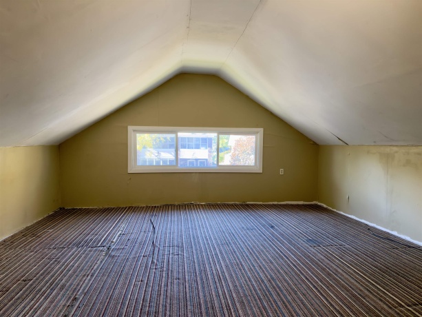 1520 PARMELE, ROCKFORD, Illinois 61104, 4 Bedrooms Bedrooms, ,2 BathroomsBathrooms,House,For Sale,PARMELE,202503849