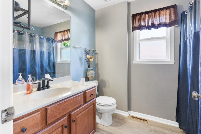 2590 Sheridan Grove, ROCKFORD, Illinois 61109, 4 Bedrooms Bedrooms, ,2 BathroomsBathrooms,House,For Sale,Sheridan Grove,202603721
