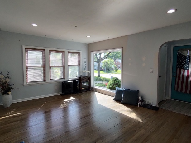 1826 Ohio, ROCKFORD, Illinois 61108, 4 Bedrooms Bedrooms, ,2 BathroomsBathrooms,House,For Sale,Ohio,202603722