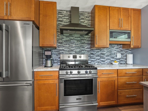 7922 Elm, MACHESNEY PARK, Illinois 61115, 3 Bedrooms Bedrooms, ,2 BathroomsBathrooms,House,For Sale,Elm,202603726