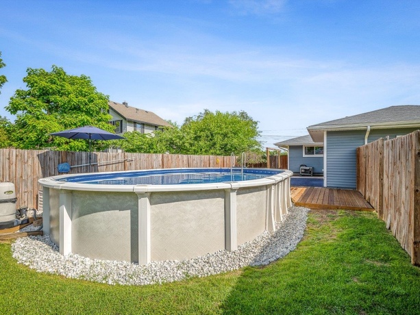 7922 Elm, MACHESNEY PARK, Illinois 61115, 3 Bedrooms Bedrooms, ,2 BathroomsBathrooms,House,For Sale,Elm,202603726