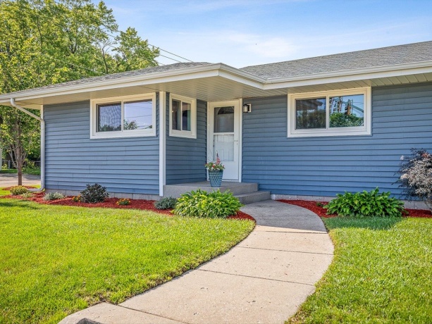 7922 Elm, MACHESNEY PARK, Illinois 61115, 3 Bedrooms Bedrooms, ,2 BathroomsBathrooms,House,For Sale,Elm,202603726