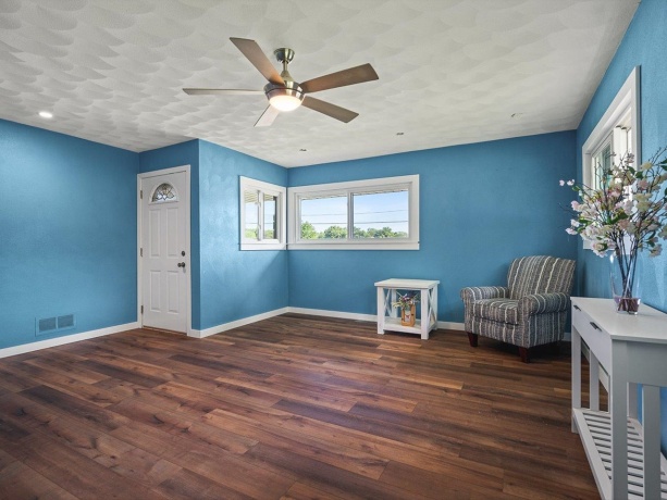 7922 Elm, MACHESNEY PARK, Illinois 61115, 3 Bedrooms Bedrooms, ,2 BathroomsBathrooms,House,For Sale,Elm,202603726