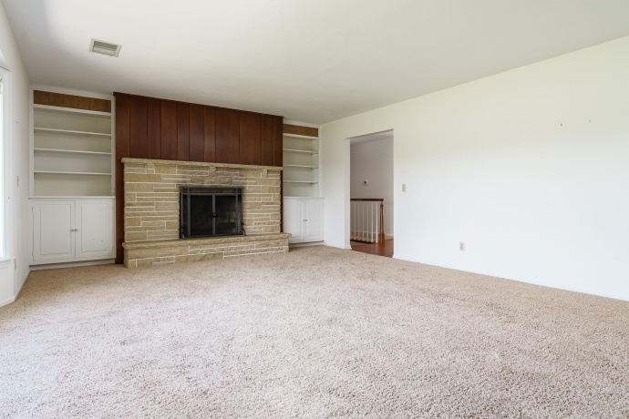 7889 Shaw, BELVIDERE, Illinois 61008, 4 Bedrooms Bedrooms, ,3 BathroomsBathrooms,House,For Sale,Shaw,202603729