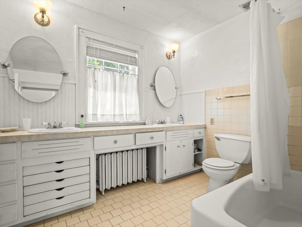 1841 Harlem, ROCKFORD, Illinois 61103, 5 Bedrooms Bedrooms, ,2 BathroomsBathrooms,House,For Sale,Harlem,202603733