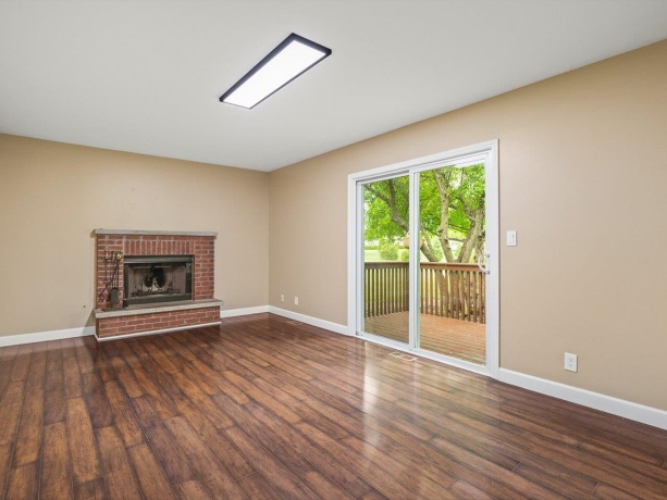 2006 Grandview, BELVIDERE, Illinois 61008, 3 Bedrooms Bedrooms, ,2 BathroomsBathrooms,House,For Sale,Grandview,202603737