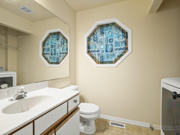 2006 Grandview, BELVIDERE, Illinois 61008, 3 Bedrooms Bedrooms, ,2 BathroomsBathrooms,House,For Sale,Grandview,202603737