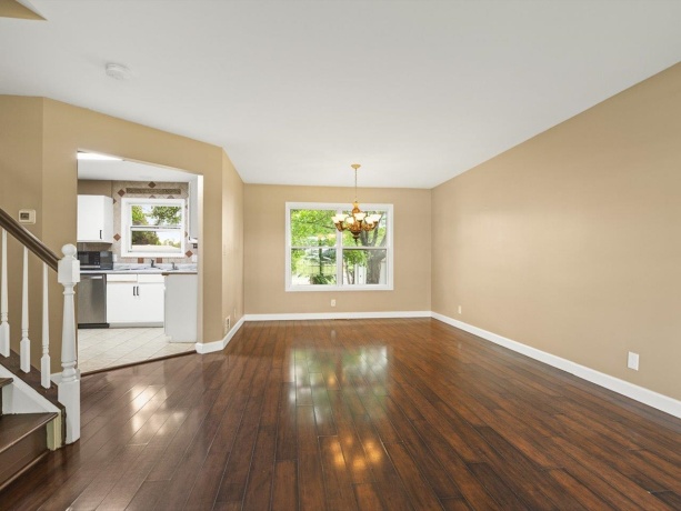 2006 Grandview, BELVIDERE, Illinois 61008, 3 Bedrooms Bedrooms, ,2 BathroomsBathrooms,House,For Sale,Grandview,202603737
