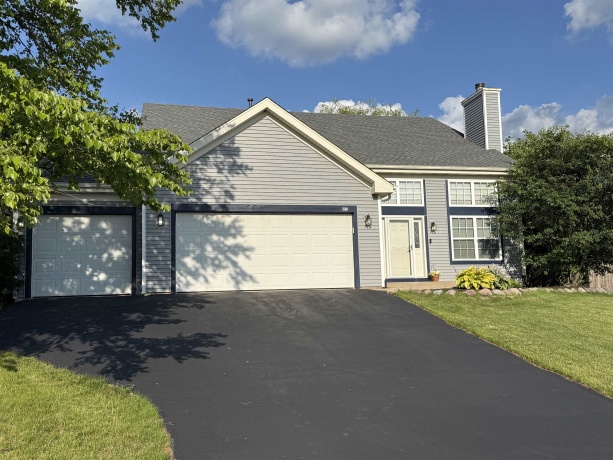 9415 Corriedale, ROSCOE, Illinois 61073, 4 Bedrooms Bedrooms, ,2 BathroomsBathrooms,House,For Sale,Corriedale,202603740
