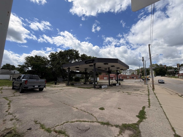 220 Galena, FREEPORT, Illinois 61032, ,Land,For Sale,Galena,202603743