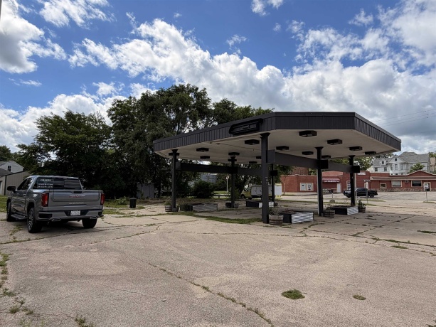 220 Galena, FREEPORT, Illinois 61032, ,Land,For Sale,Galena,202603743