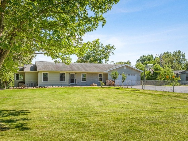 235 West, BYRON, Illinois 61010, 5 Bedrooms Bedrooms, ,3 BathroomsBathrooms,House,For Sale,West,202603746