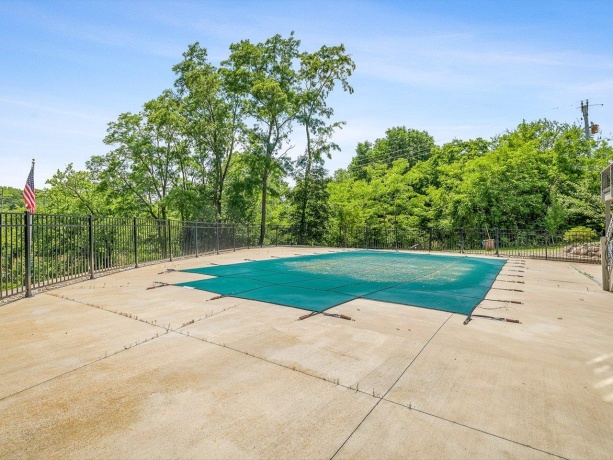 235 West, BYRON, Illinois 61010, 5 Bedrooms Bedrooms, ,3 BathroomsBathrooms,House,For Sale,West,202603746