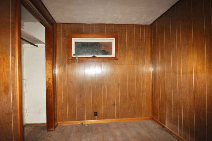 727 Chapel, OTTAWA, Illinois 61350, 3 Bedrooms Bedrooms, ,2 BathroomsBathrooms,House,For Sale,Chapel,202603748