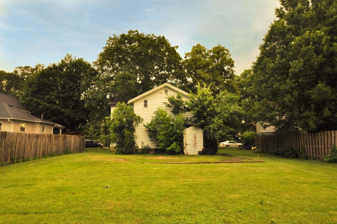 727 Chapel, OTTAWA, Illinois 61350, 3 Bedrooms Bedrooms, ,2 BathroomsBathrooms,House,For Sale,Chapel,202603748